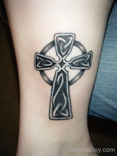 Beautiful Celtic Cross Tattoo-Tb12014
