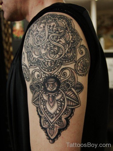 Celtic Tattoo On Half Sleeve-Tb1211
