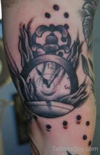 Nice Clock Tattoo Design 
