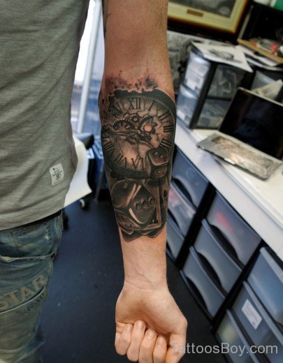 Clock Tattoo Design On Wrist-TB12049