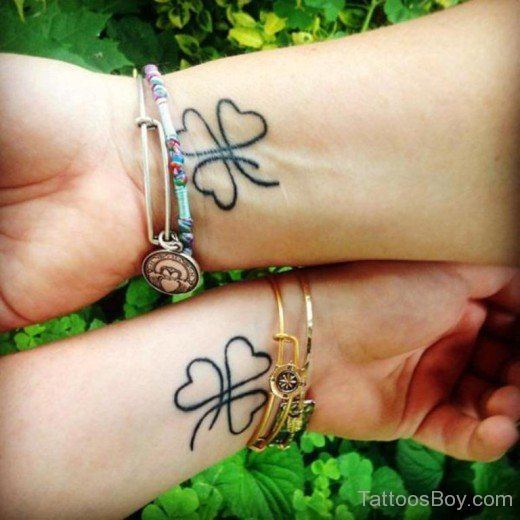 Clover Tattoo On Wrist 1-TB12095