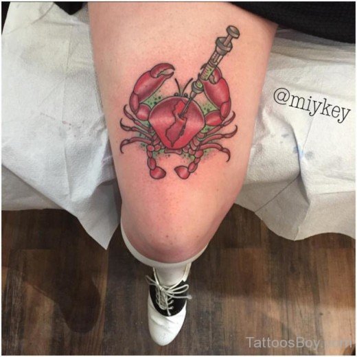 Colored Crab Tattoo On Thigh-TB12039