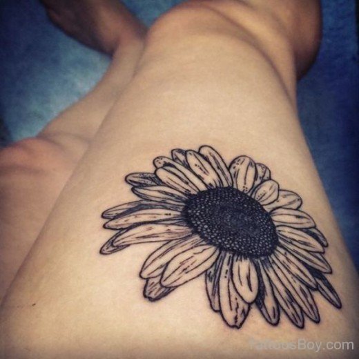 Daisy Tattoo On Thigh-TB1054
