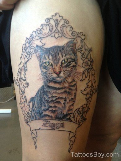 Elegant Cat Tattoo On Thigh-TB12092