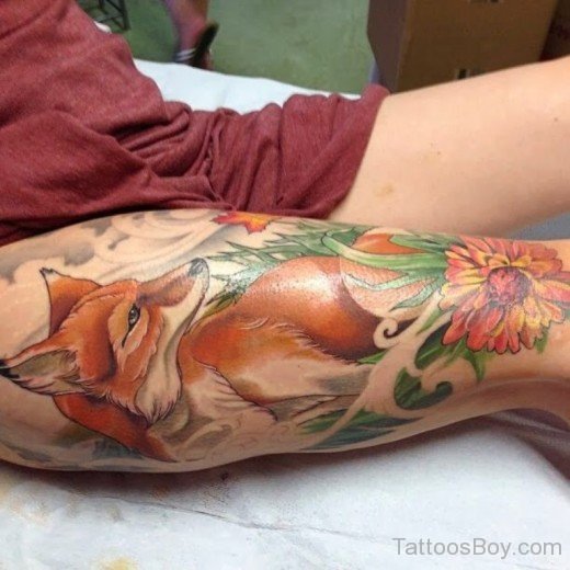 Elegant Fox Tattoo On Thigh-TB12044