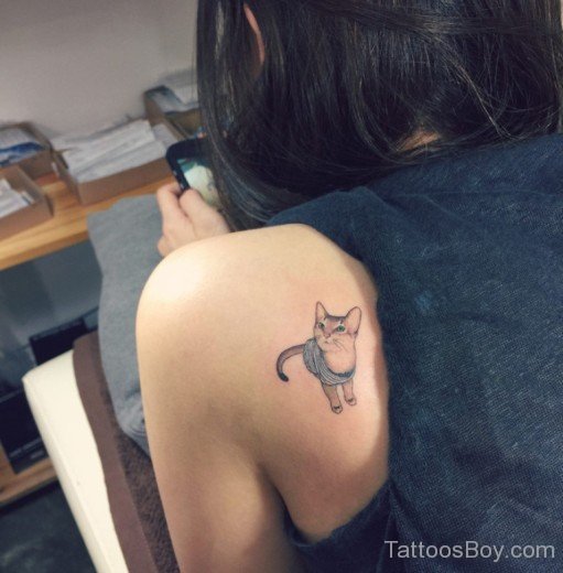 Fantastic Cat Tattoo On Back-TB12095