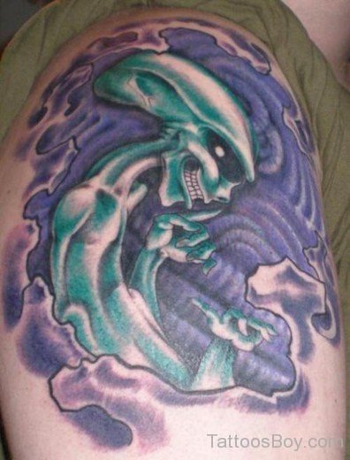 Green Alien Tattoo On Shoulder-TB132