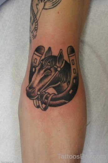 Horse And Horseshoe Tattoos-TB12229