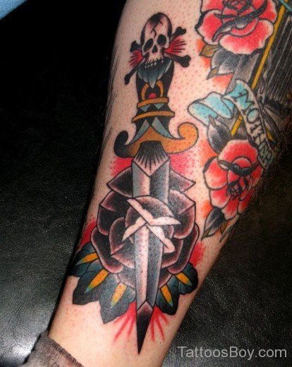 Knief Dagger Tattoo-