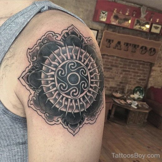 Mandala Tattoo 