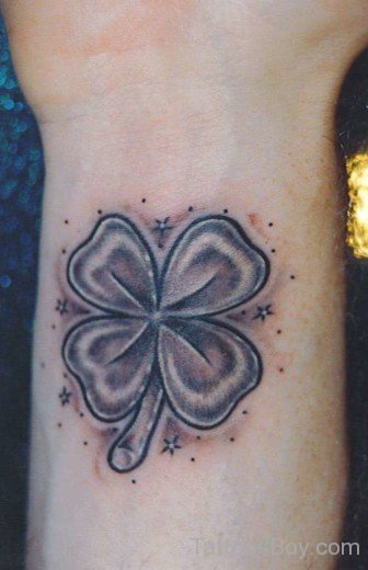 Shamrock Tattoo On Wrist-TB12163