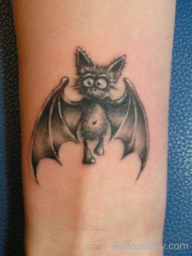 Simple  Bat Tattoo-TB1282