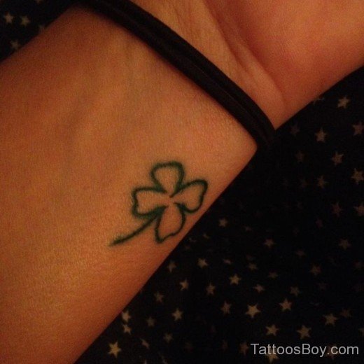 Simple  Clover Tattoo