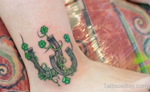 Small Clover Tattoo Design-TB12174
