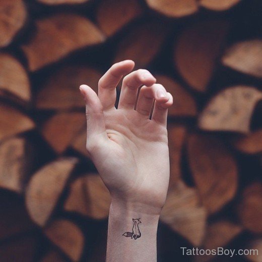 Tiny Fox Tattoo On Wrist-TB12140