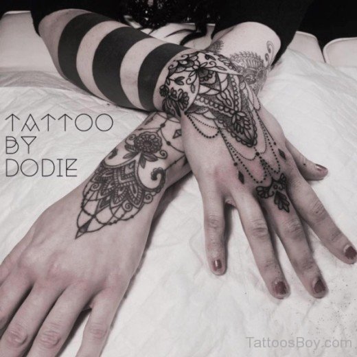 Attrcative Hand Tattoo