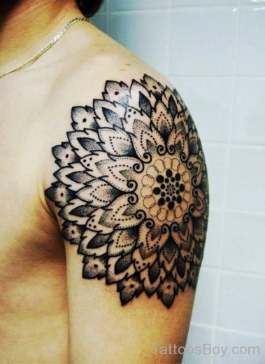 Awesome Mandala Tattoo On Shoulder-TB1004