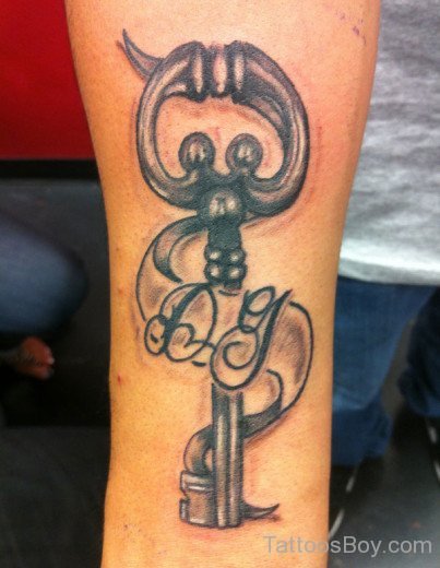 Black Key Tattoo Design-TB1015