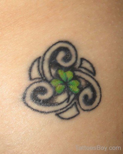 Clover And knot Tattoo-TB1035