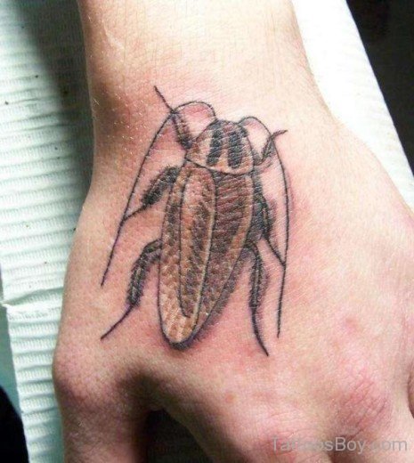 Cockroach Tattoo On Hand-TB1022