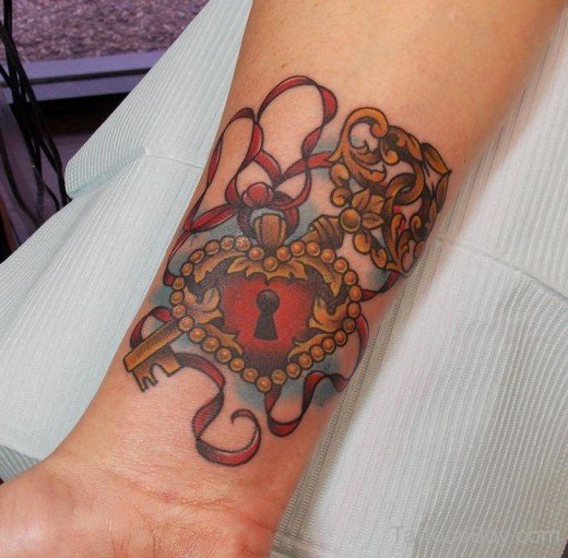 Heart Lock And  Key Tattoo On Wrist-TB1046