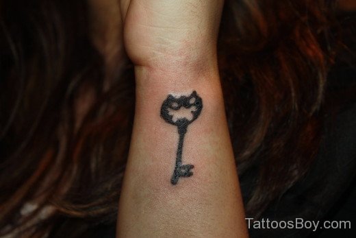 Key Tattoo On Wrist 14-TB1095