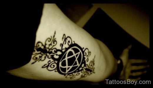 Nice Heartagram Tattoo Design-TB1079