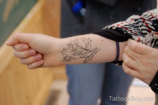 Outline Leaf Tattoo ON Wrist-Tb183
