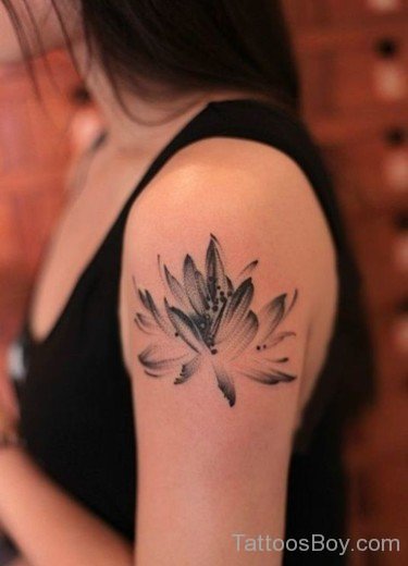 Outline Lotus Tattoo On Shoulder-TB1101