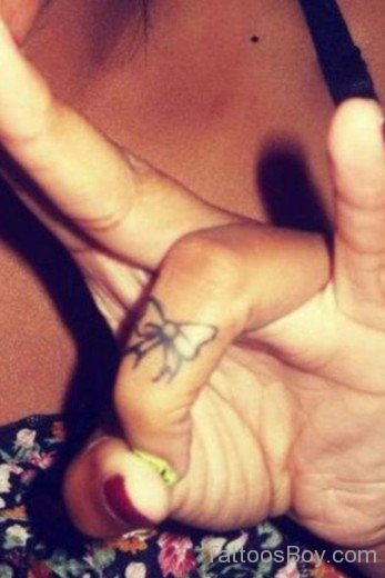 Small Bow Tattoo On Finger-TB0152