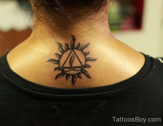 https://www.tattoosboy.com/wp-content/uploads/2016/03/Sun-Tattoo-On-Nape-TB1099.jpg