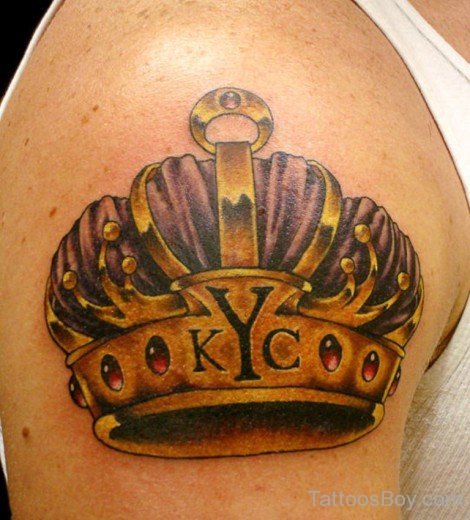 Amazing Crown Tattoo On Shoulder-TB1001