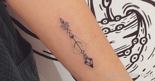 50 Striking Arrow Tattoo Design Ideas & Meaning - The Trend Spotter