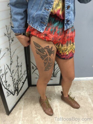 Attractive Maori Tribal Tattoo On Thigh-TB1010