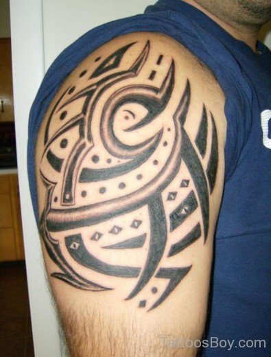 Beautiful Maori Tribal Tattoo On Shoulder-TB1023