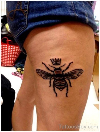 Bee And Crown Tattoo On Thigh-TB1408