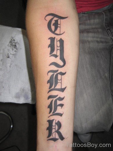 Black Old English Tattoo - TB106