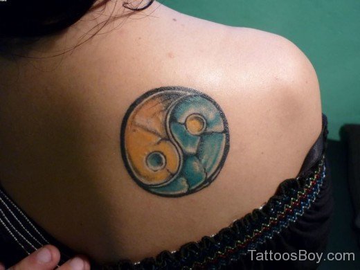 Cool Yin Yang Tattoo On Back Shoulder-TB1228