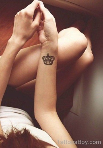 Crown Tattoo Design On Wrist 8-TB1427