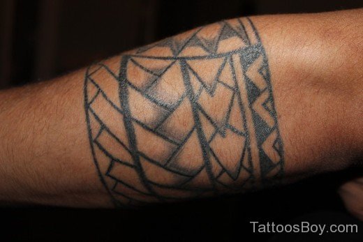 Nice Maori Tribal Tattoo