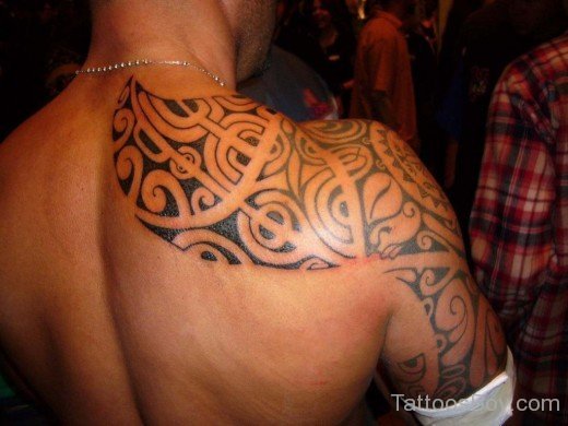 Maori Tribal Tattoo On Back Shoulder-TB1126