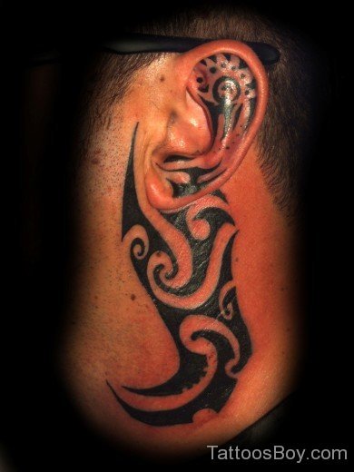 Maori Tribal Tattoo On Ear