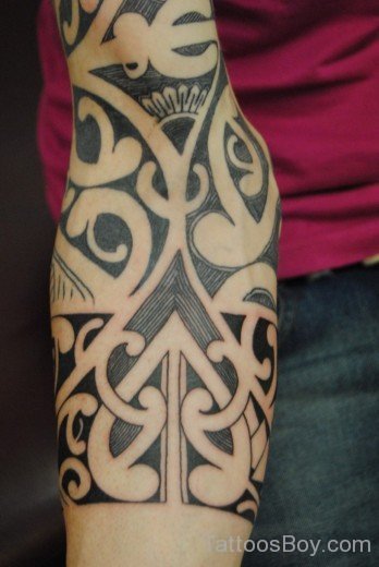 Maori Tribal Tattoo On Elbow-TB1135