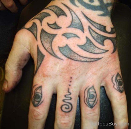 Maori Tribal Tattoo On Hand-TB1144