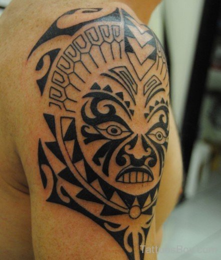 Impressive Maori Tribal Tattoo 