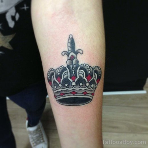 Nice Crown Tattoo Design