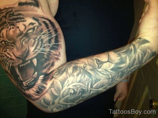 Stylish Tiger Tattoo On Bicep-TB1058