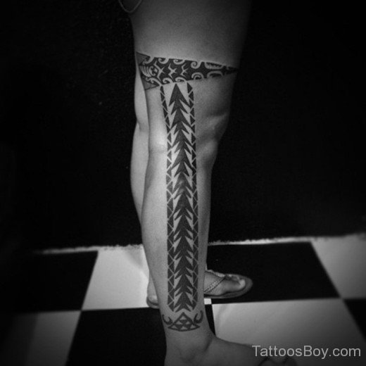 Tribal Tattoo On Leg