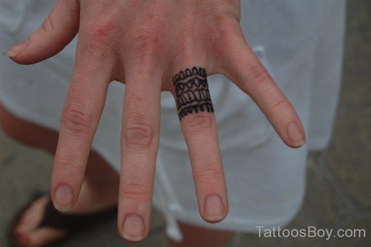 Wedding Ring Tattoo Design TB163