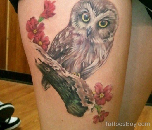Awesome Owl Tattoo On Thigh-TB14007